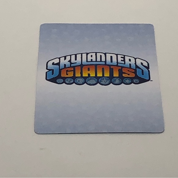 Skylanders Whirlwind Trading Card - Picture 2 of 2
